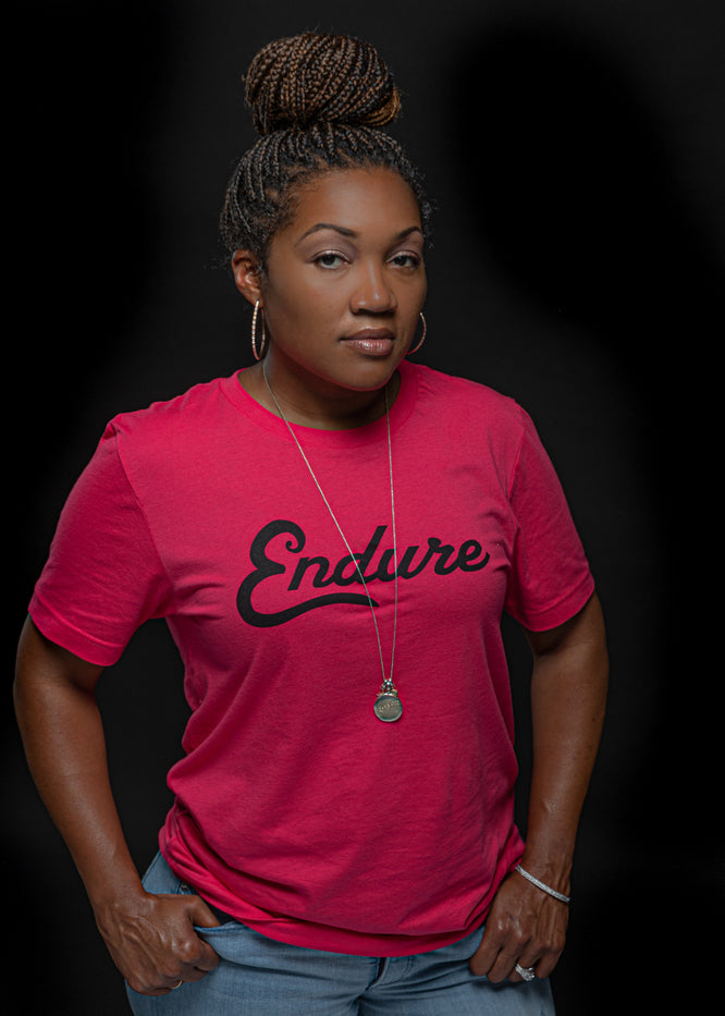Endure Script T-shirt (Fuchsia)